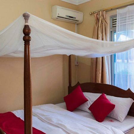 Rwenzori International Hotel Kasese Eksteriør bilde