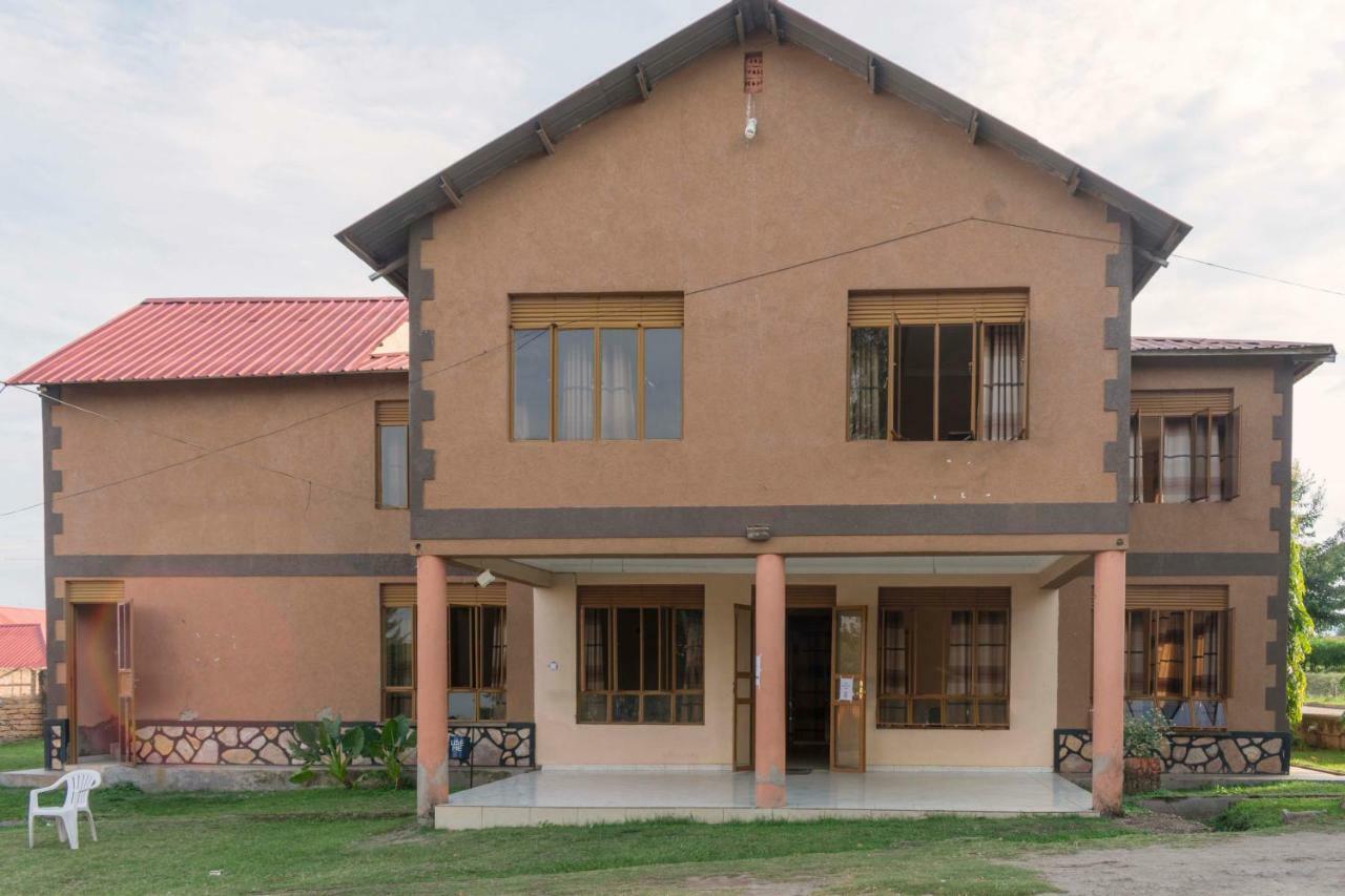 Rwenzori International Hotel Kasese Eksteriør bilde