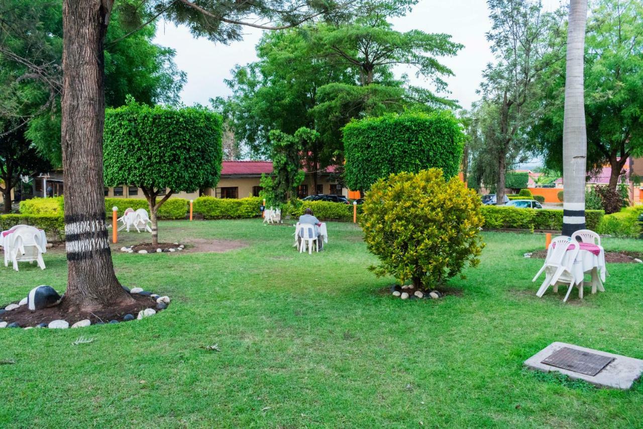Rwenzori International Hotel Kasese Eksteriør bilde