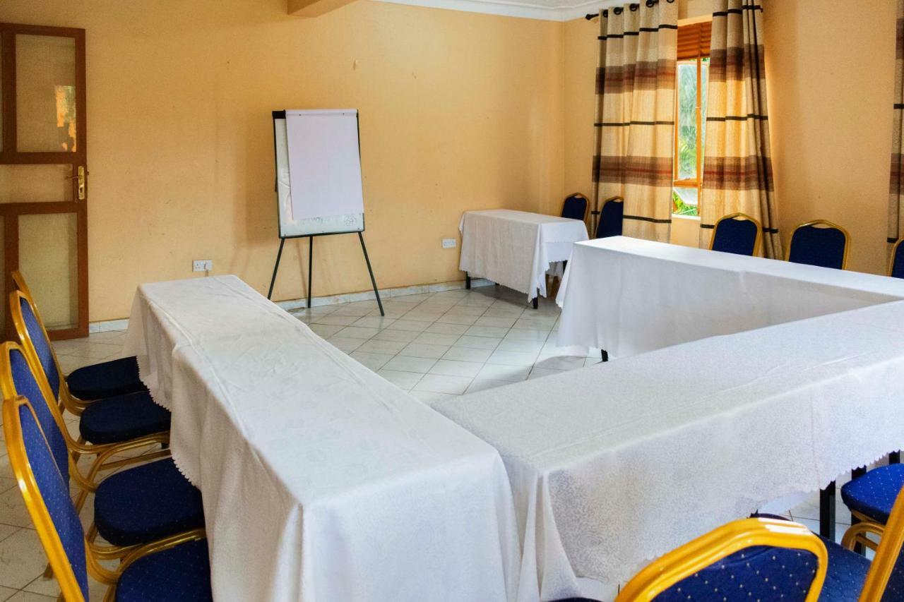 Rwenzori International Hotel Kasese Eksteriør bilde