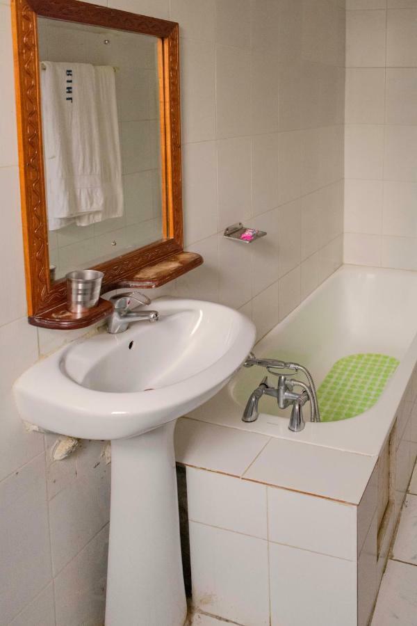Rwenzori International Hotel Kasese Eksteriør bilde