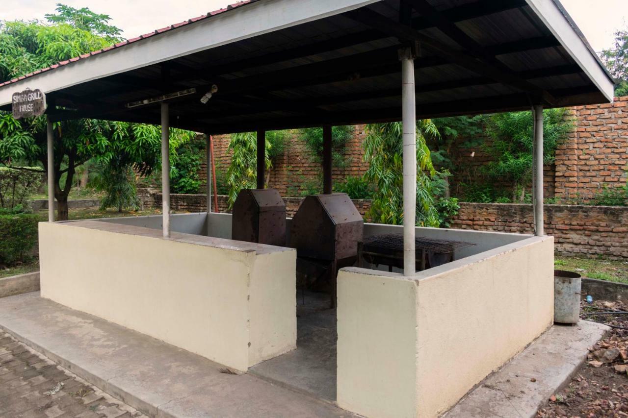 Rwenzori International Hotel Kasese Eksteriør bilde