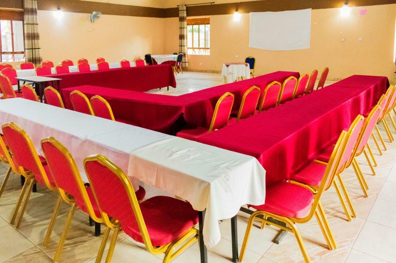 Rwenzori International Hotel Kasese Eksteriør bilde