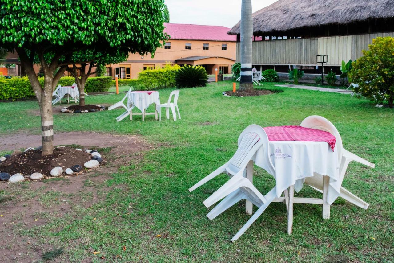 Rwenzori International Hotel Kasese Eksteriør bilde
