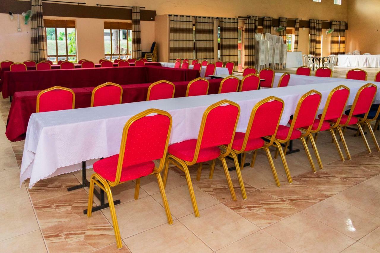 Rwenzori International Hotel Kasese Eksteriør bilde