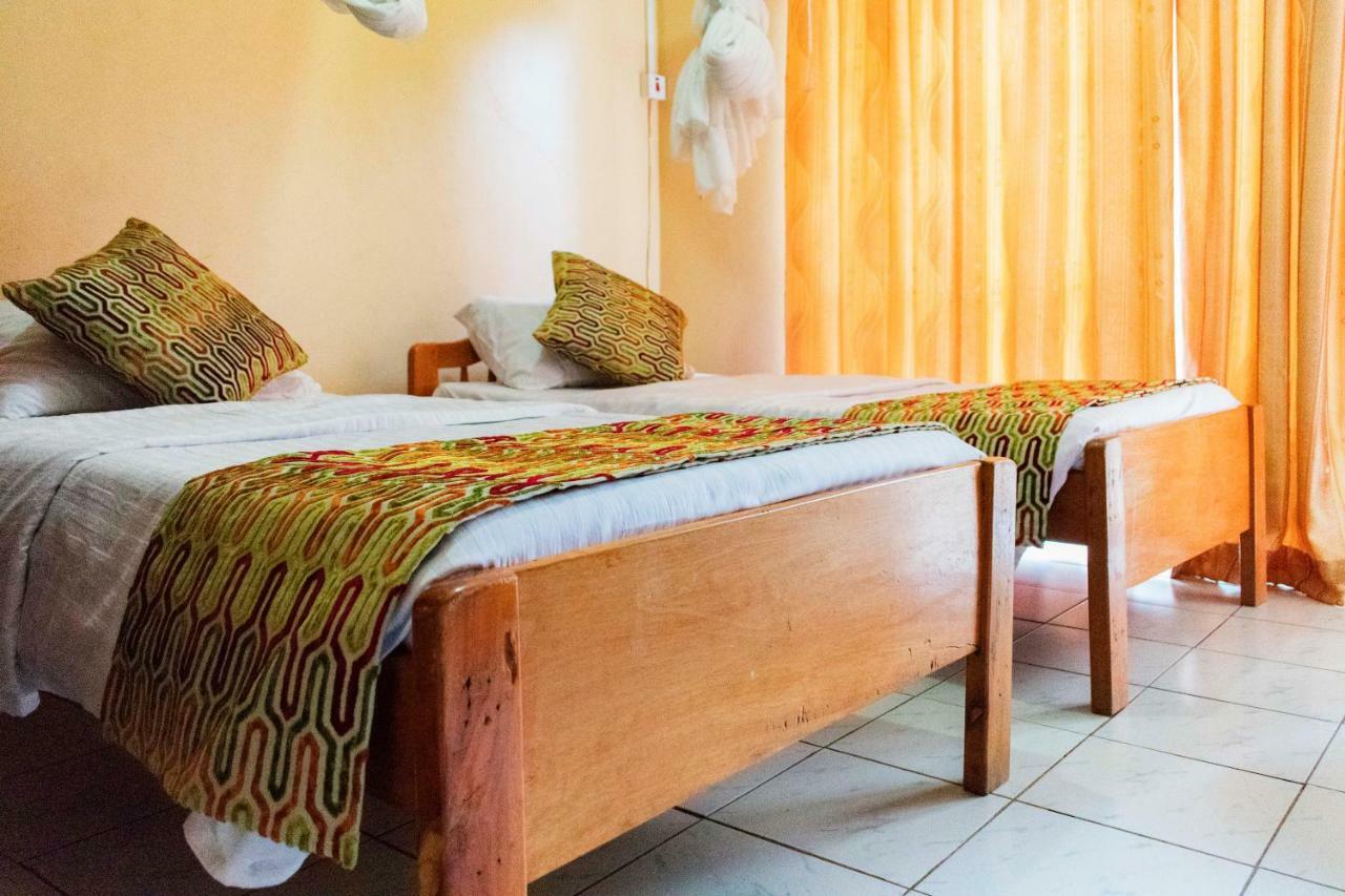 Rwenzori International Hotel Kasese Eksteriør bilde