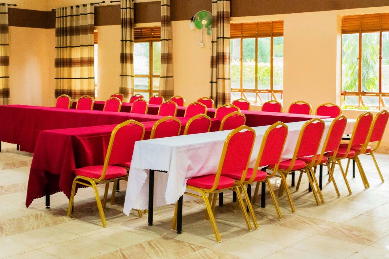 Rwenzori International Hotel Kasese Eksteriør bilde