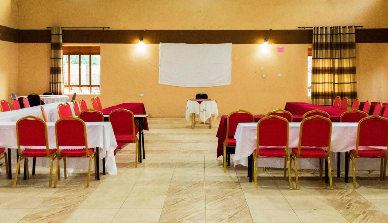 Rwenzori International Hotel Kasese Eksteriør bilde